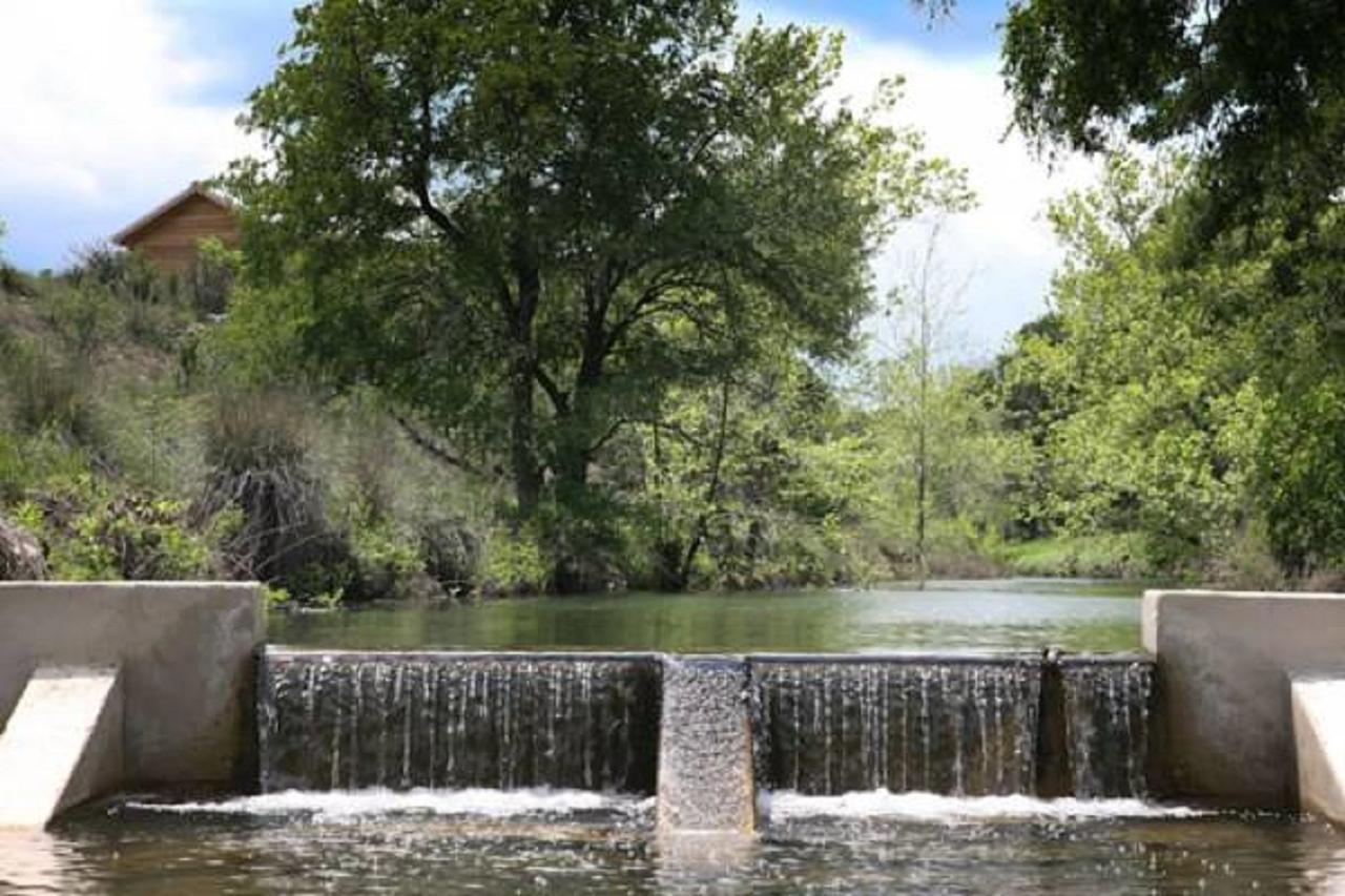 City On A Hill At Spring Creek Fredericksburg Luaran gambar